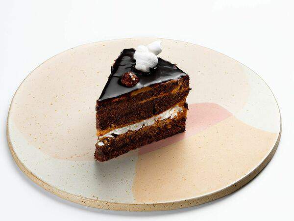 Малина - Пирожное Сникерс