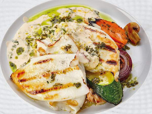 Эй, Джованни! - Кальмары на гриле с соусом из порея и сливок