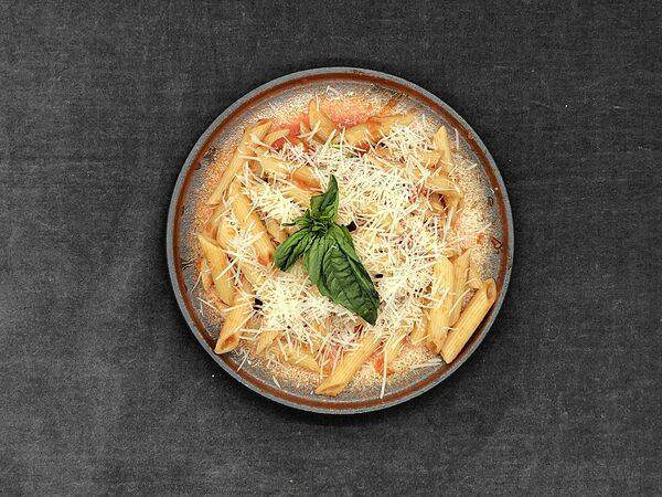 Пармезани Посыпали - Паста Арабьята