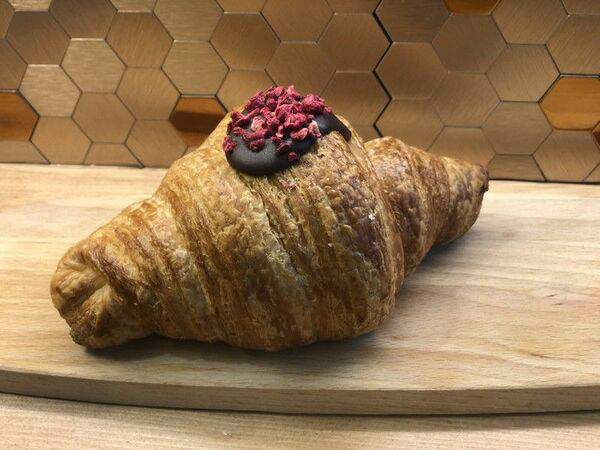 Кофейня Зеленая Улица - Круассан Малина