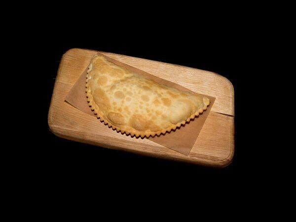 Хата - Чебурек с мясом