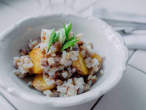 Баратынский - Тартар из сельди с печёным картофелем