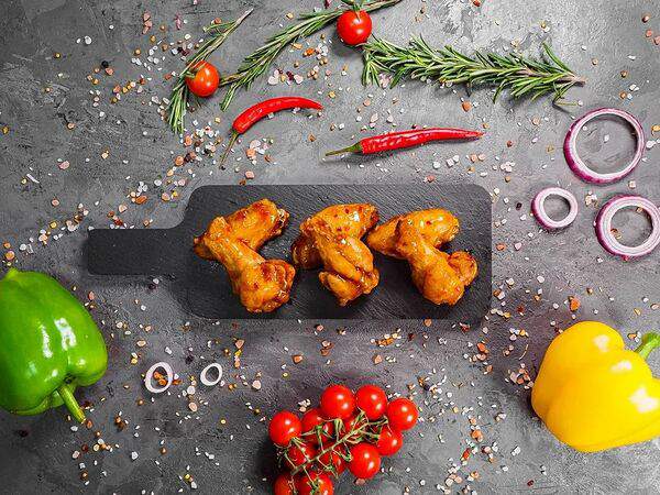 Суши Пати - Куриные крылья в чили соусе (острые)