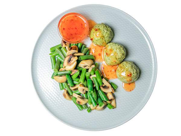 Мандарин - Куриные фрикадельки с песто, стручковой фасолью и шампиньонами