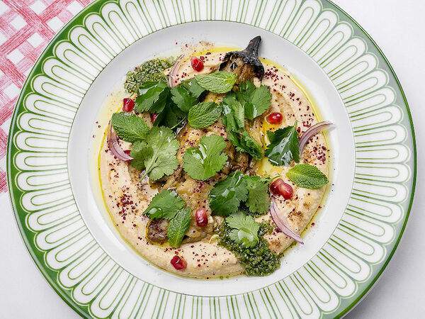 R14 - Хумус с запеченным баклажаном