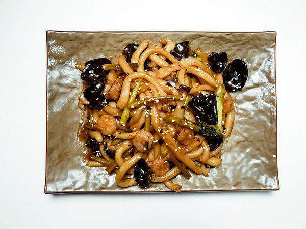 Алые паруса - WOK-лапша с креветками