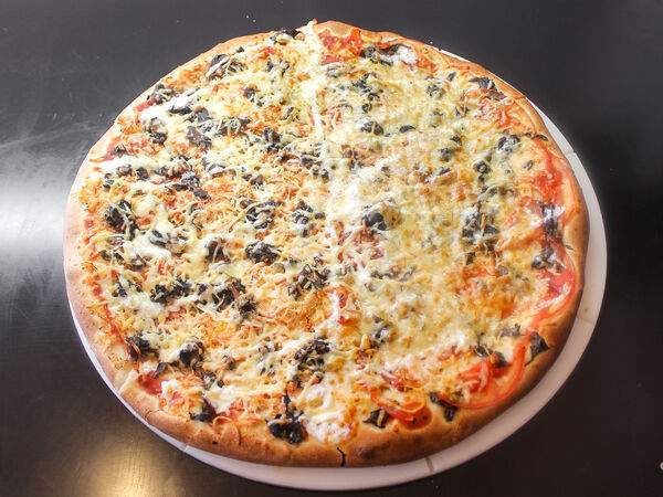 ViVa Venezia - Пицца Микс 5 (Флорентийская и Маргарита)