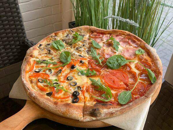 Pizza House Kitchen - Пицца Четыре сезона