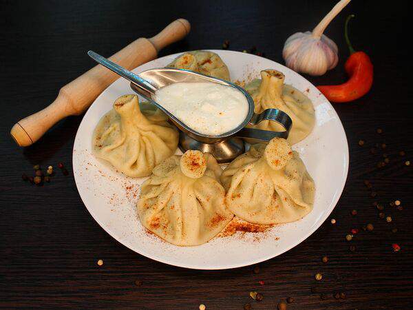 Базилик - Хинкали со свининой