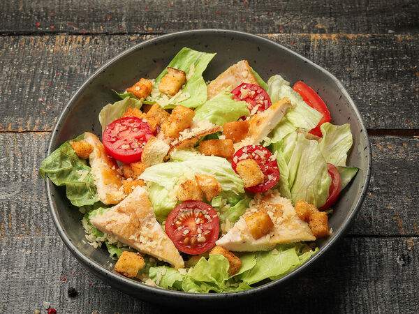 Франклинс Бургер - Салат Цезарь с курицей