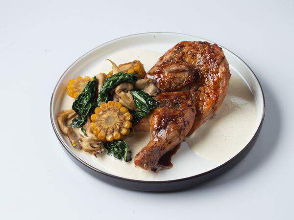 Трактир белый - Цыпленок на гриле с муссом