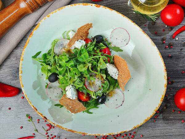 Ресторан Старый Город - Салат Греческий с сыром фета