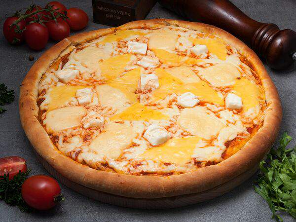 Мясо на углях - Пицца Четыре сыра