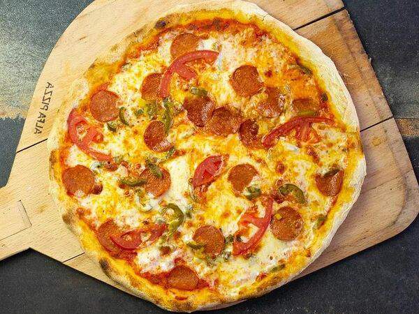 Kolbasabar - Пицца пепперони