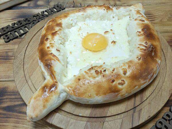 Кавказский аппетит - Хачапури по-аджарски