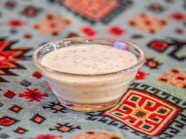 Сулугуни - Чесночно-сметанный