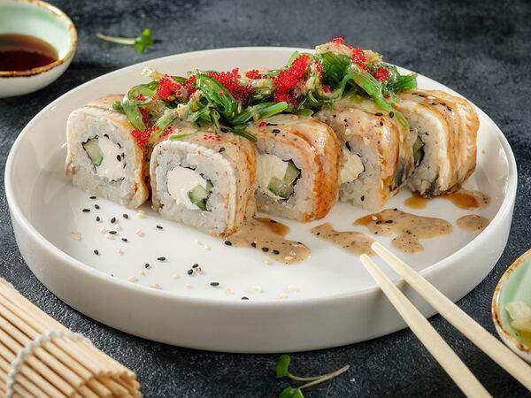 Япона мама - Фирменный ролл с угрем