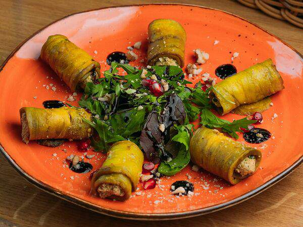 Бульвар - Рулетики из баклажанов