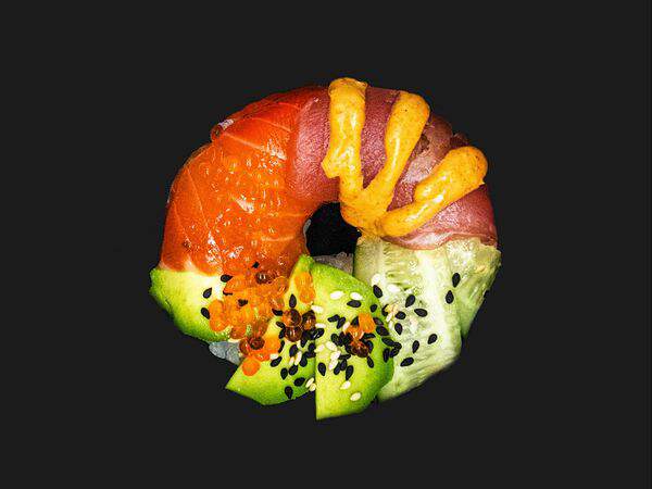 Mr Khan - Суши-донат с лососем и тунцом