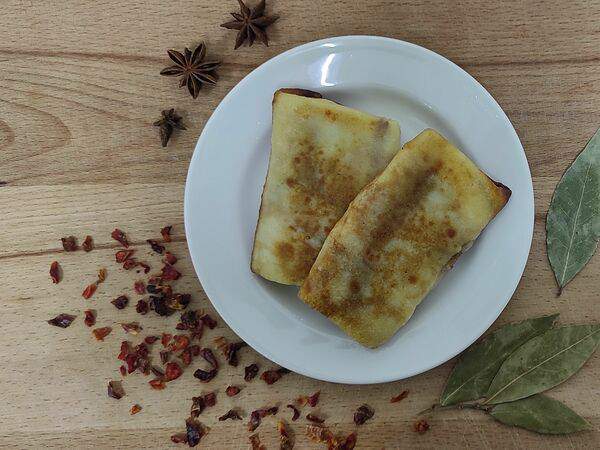 Столовая на Екатерининской - Блинчики с ветчиной и сыром