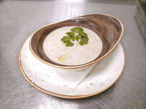 Новая слобода - Крем-суп из шампиньонов с гренками