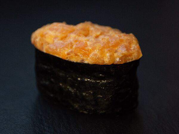 Youbona Sushi - Суши острые с лососем