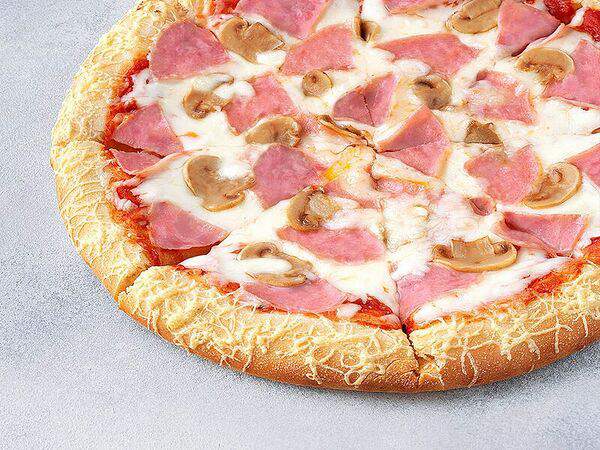 Сакура - Пицца Прошутто Фунги на толстом с сыром