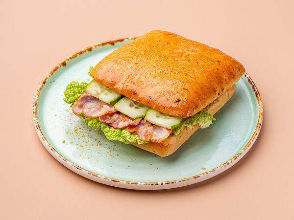 Столовая Розмарин - Булочка чили с беконом