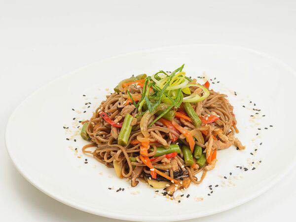 Саюри - Пшеничная лапша с овощами