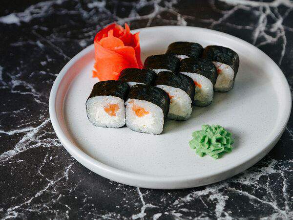 Роллы на районе - Ролл с лососем и сливочным сыром