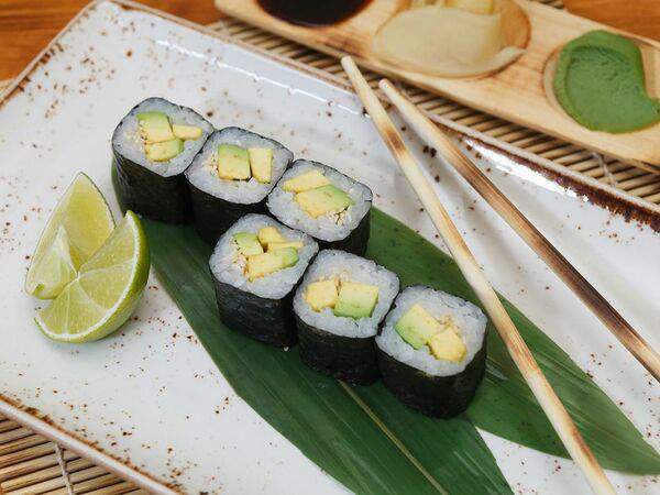 Satoshi - Ролл с авокадо