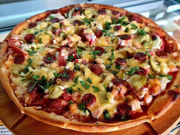 Щэлям - Пицца с Охотничьими колбасками