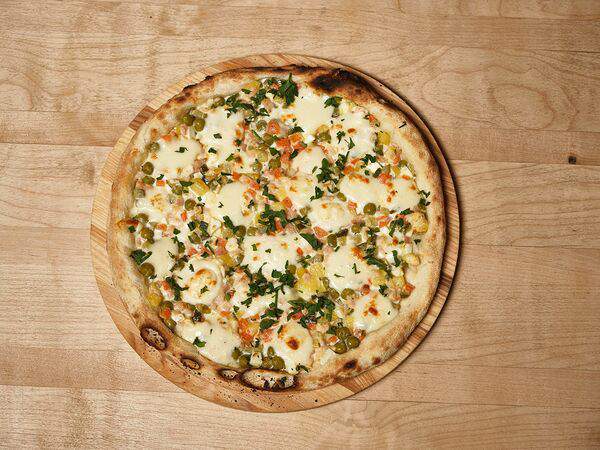 Pump Pizza - Новогодний спешл Оливье-пицца