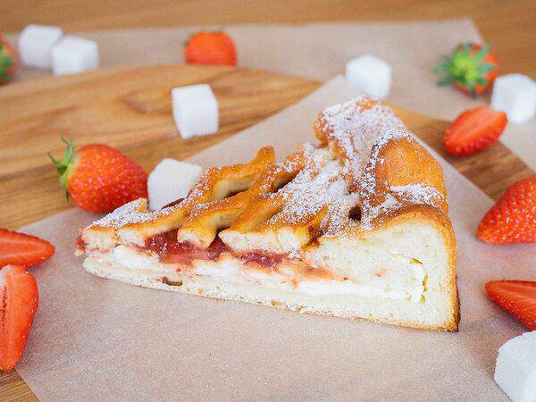 Город пирогов - Пирог с творогом и клубникой