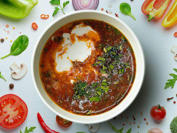 Своя кухня - Борщ домашний с говядиной