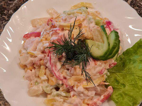 Шампуроff - Салат с копчёной курицей и ананасом