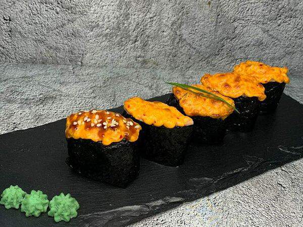 Сушильная - Запечённый гункан с лососем