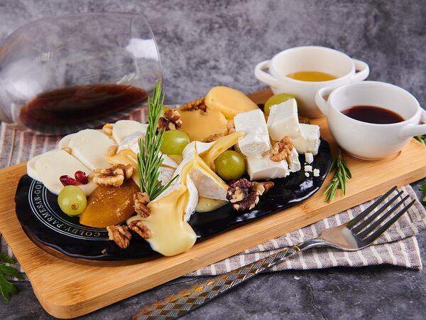 Пикник - Сырная тарелка