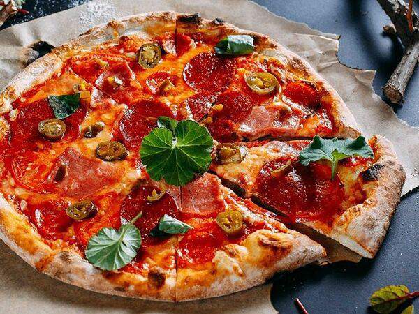 La villa - Пицца трио колбас