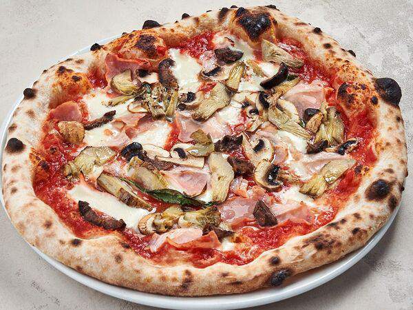 Centrale - Пицца Капричоза