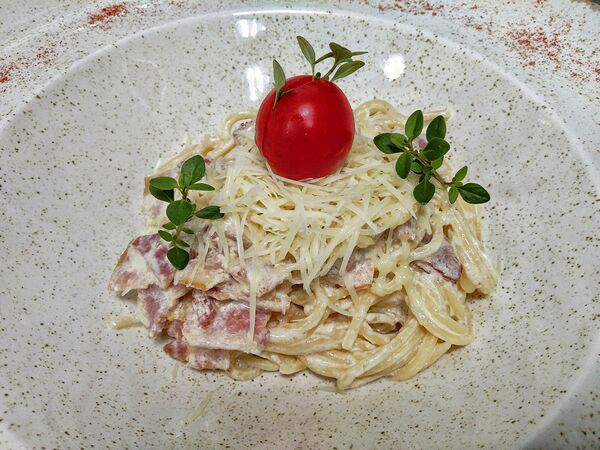 Новая слобода - Паста Карбонара с беконом