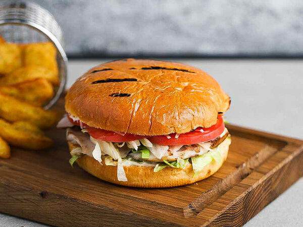 Luka Pizza - Цезарь бургер