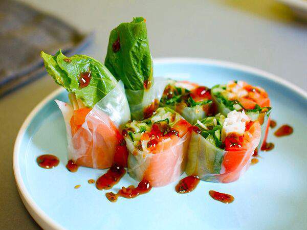 Авокадо - Спринг-ролл с лососем