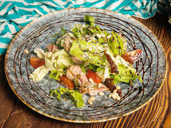 Menthol - С ростбифом, рукколой и кедровым орехом