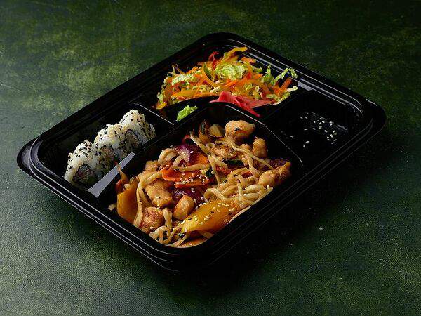 Takara - Бентоланч №1 Лапша с курицей и суп на выбор