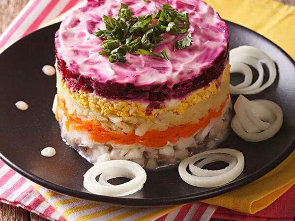 Сковородка - Салат Сельдь под шубой