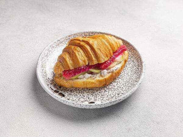 Корж - Круассан со слабосолёным лососем