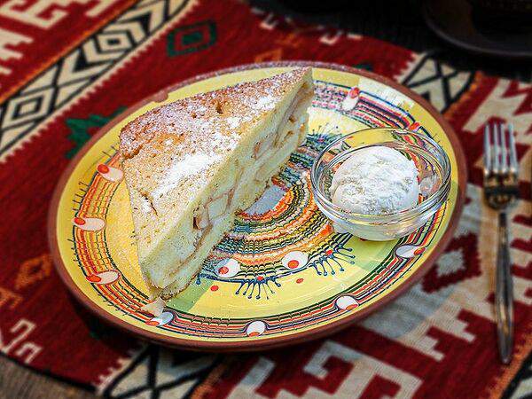 Вински Подрум - Пирог с яблоками по-сербски