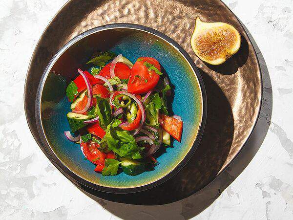 Легенды юга - Салат овощной по-грузински с маслом