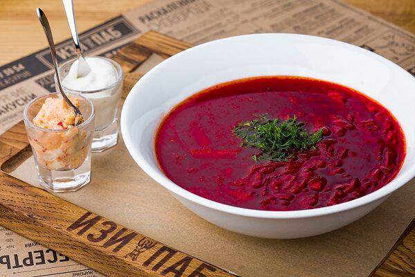 Изи Паб - Борщ с черносливом